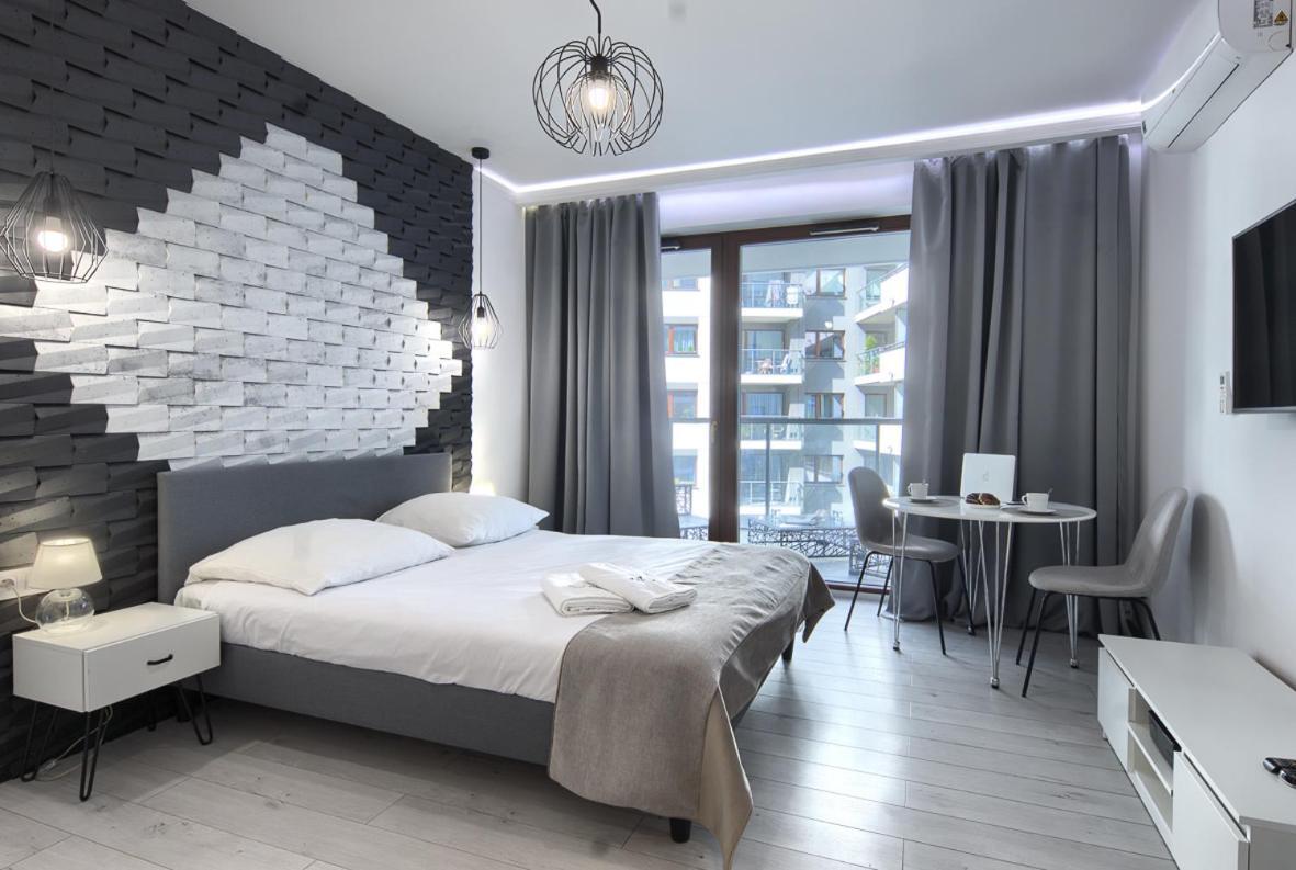 Wola Luxury Stay Warschau Exterior foto