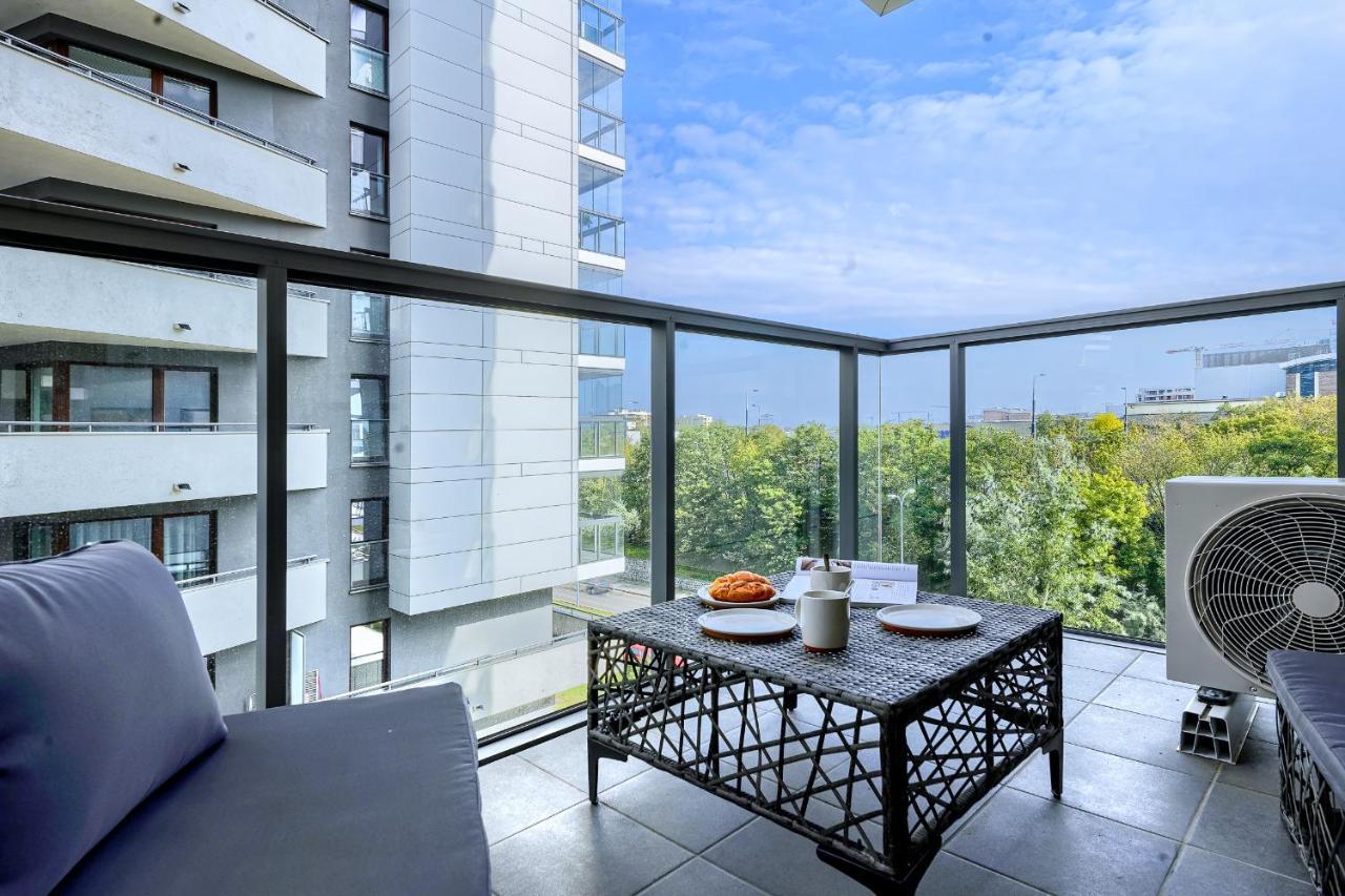 Wola Luxury Stay Warschau Exterior foto