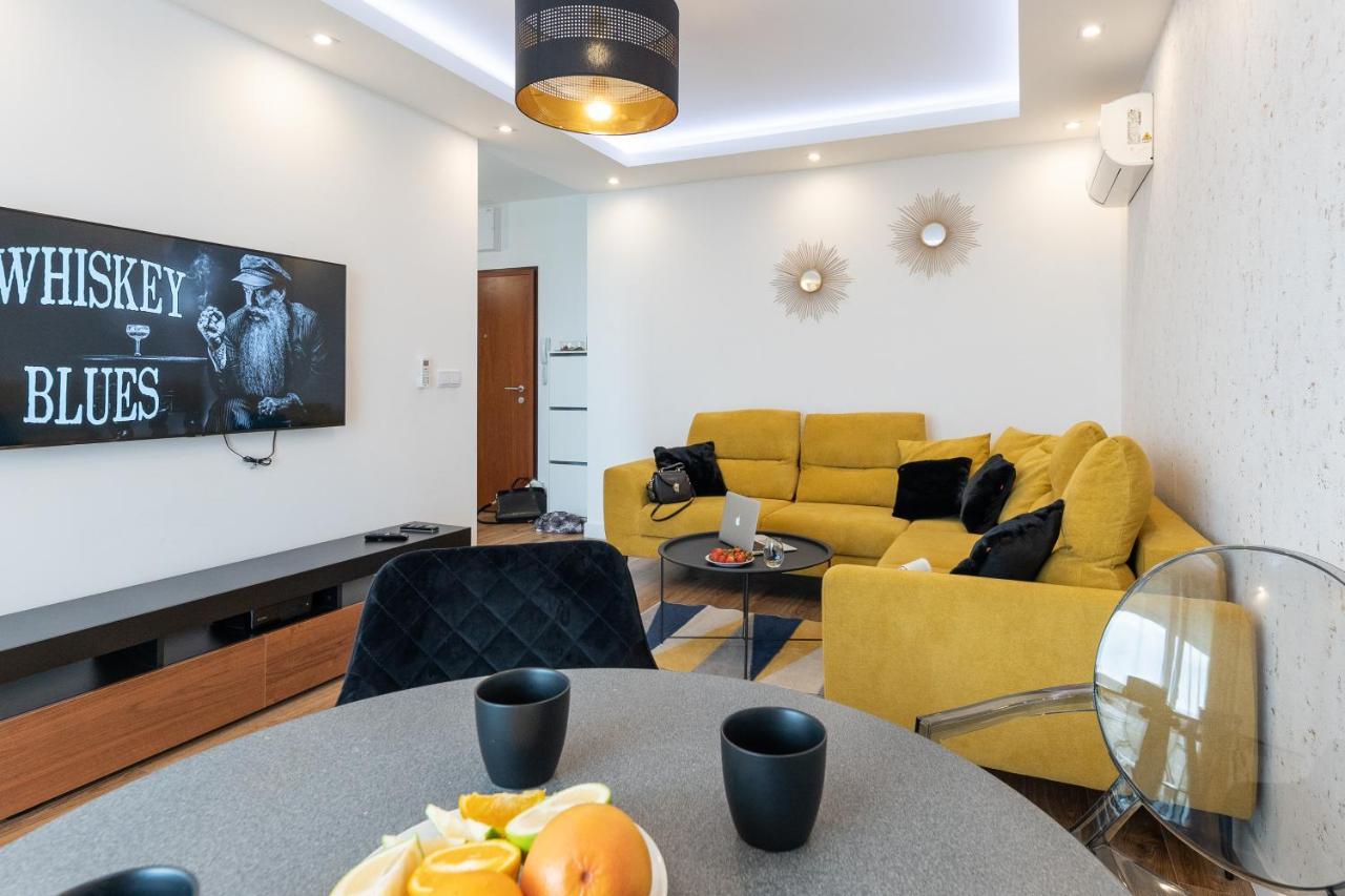 Wola Luxury Stay Warschau Exterior foto