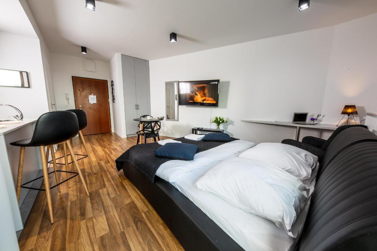 Wola Luxury Stay Warschau Exterior foto