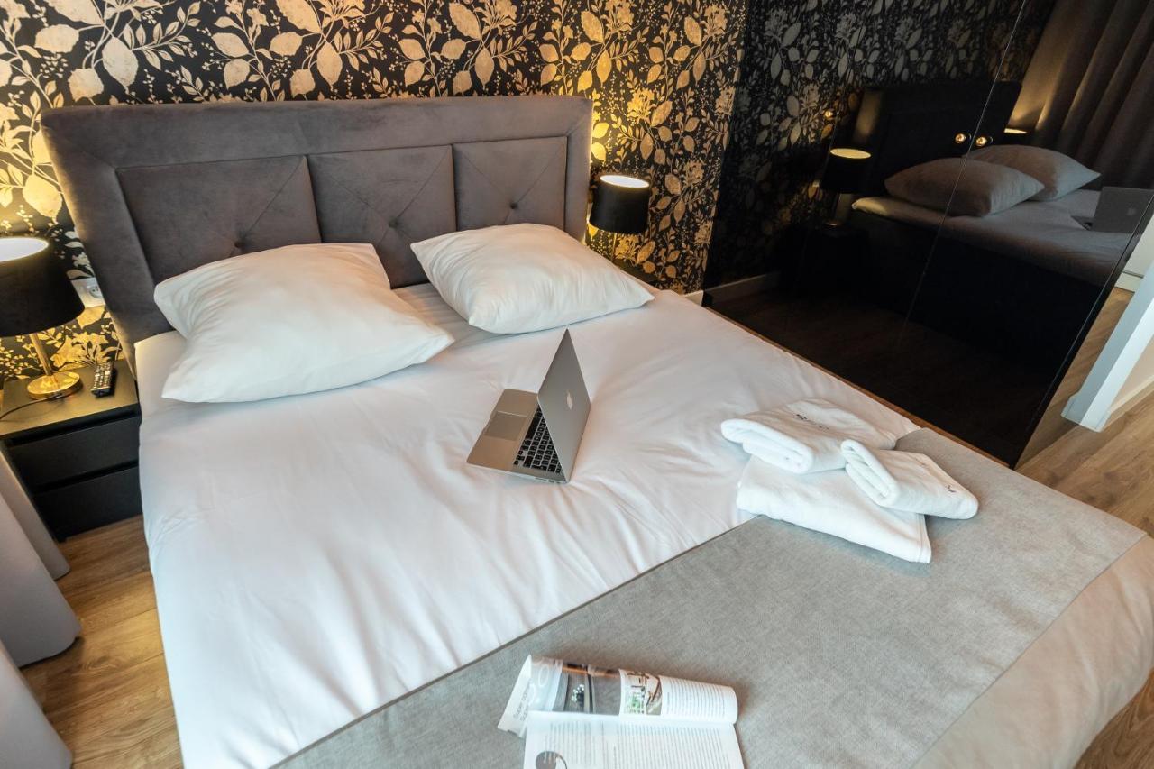 Wola Luxury Stay Warschau Exterior foto