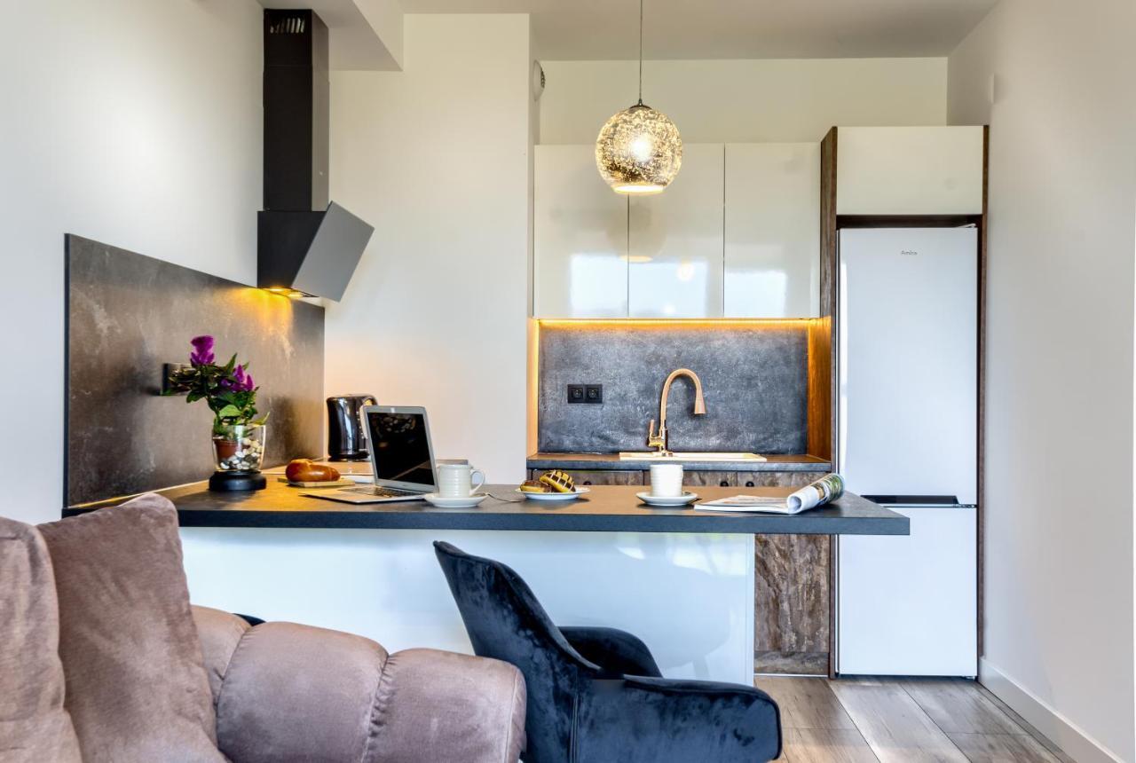 Wola Luxury Stay Warschau Exterior foto
