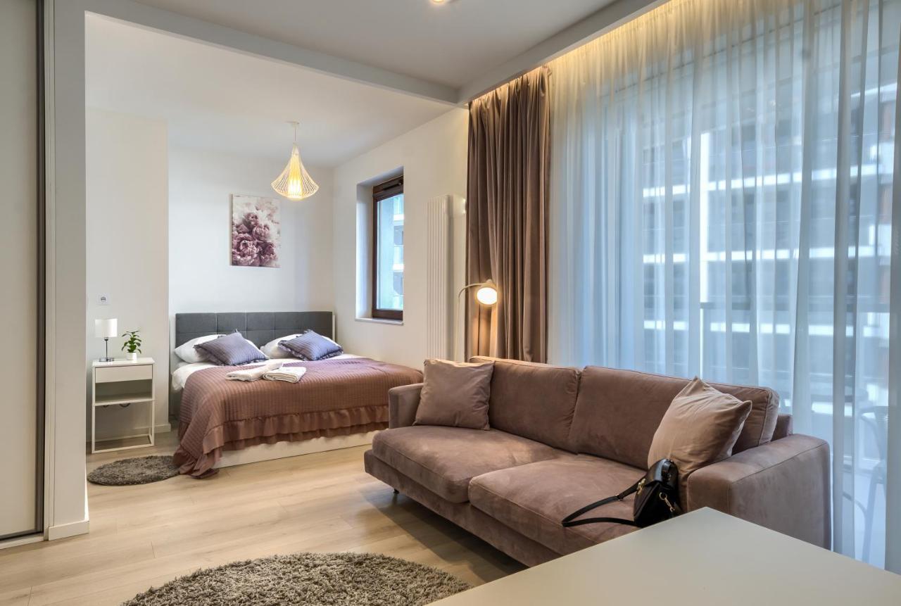 Wola Luxury Stay Warschau Exterior foto