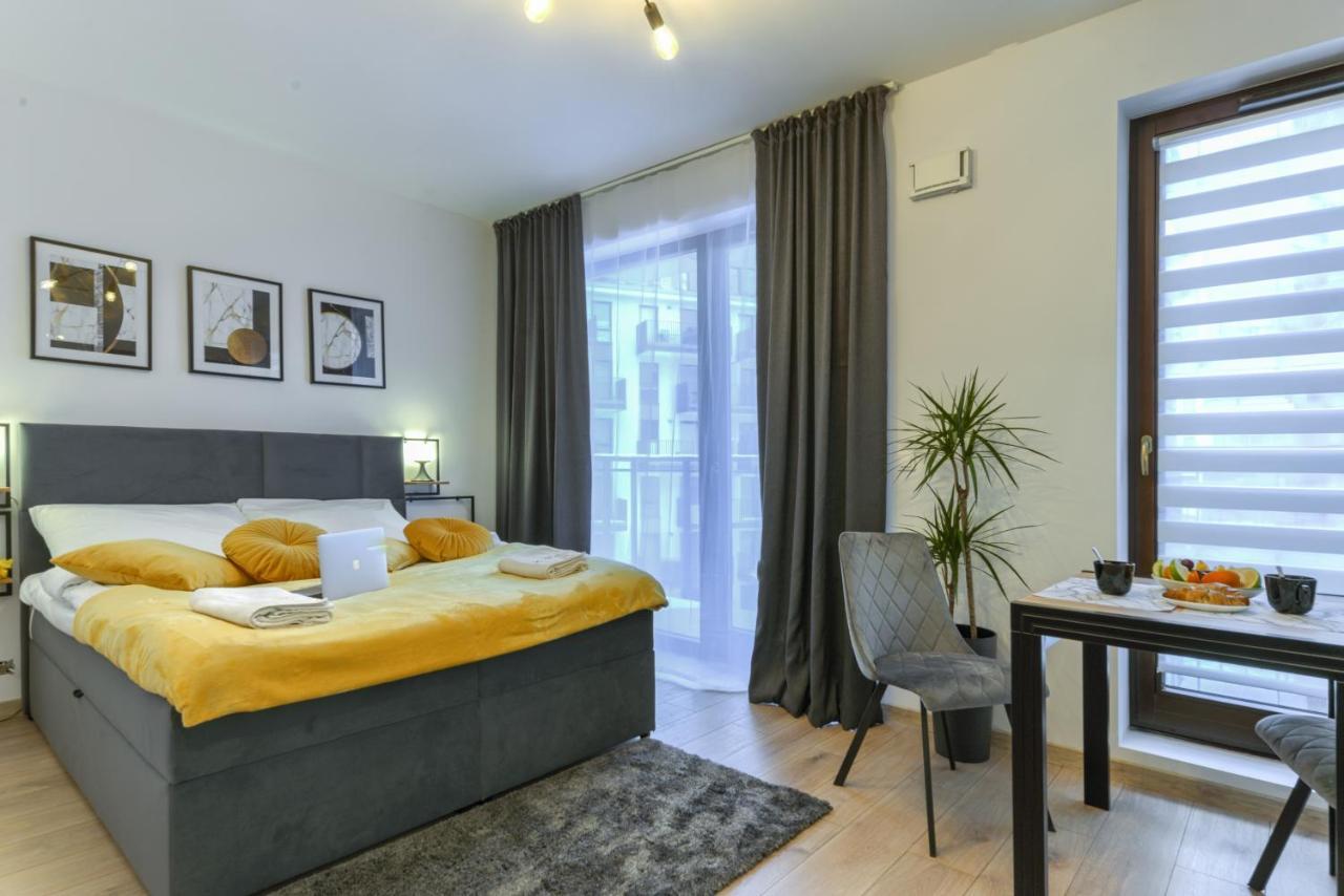 Wola Luxury Stay Warschau Exterior foto