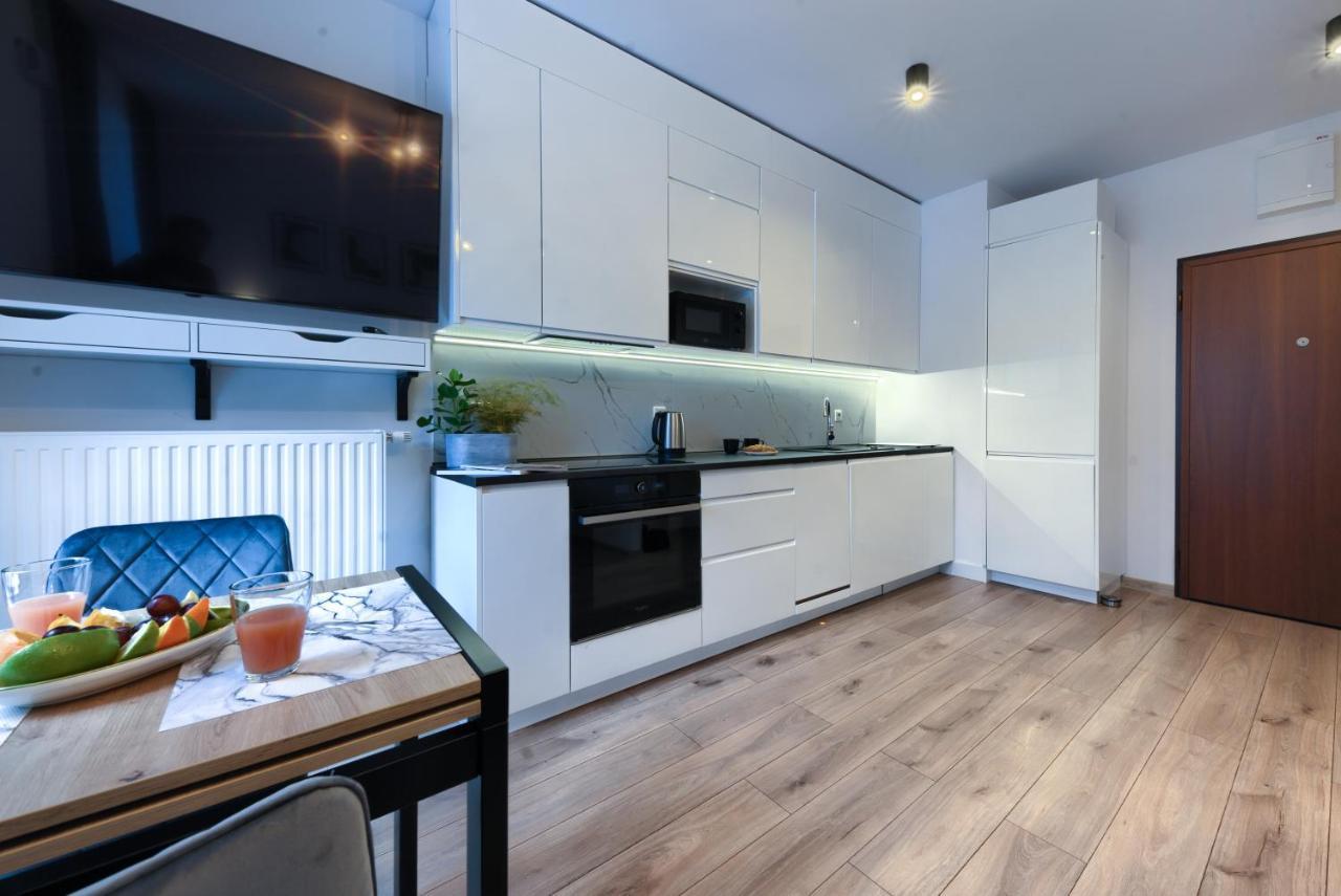 Wola Luxury Stay Warschau Exterior foto